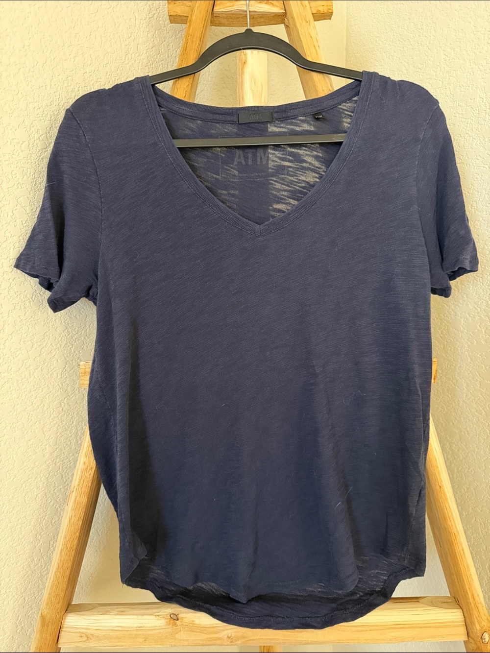 ATM Anthony Thomas Melillo Deep Navy V-Neck Short Sleeve Tee - Picture 3 of 9